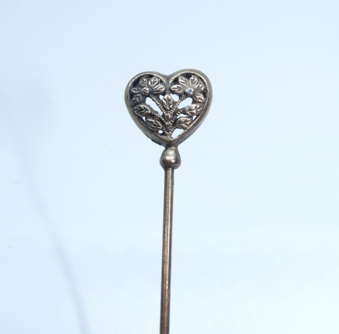 Antique Victorian Heart-Shaped Floral Hat Pin
