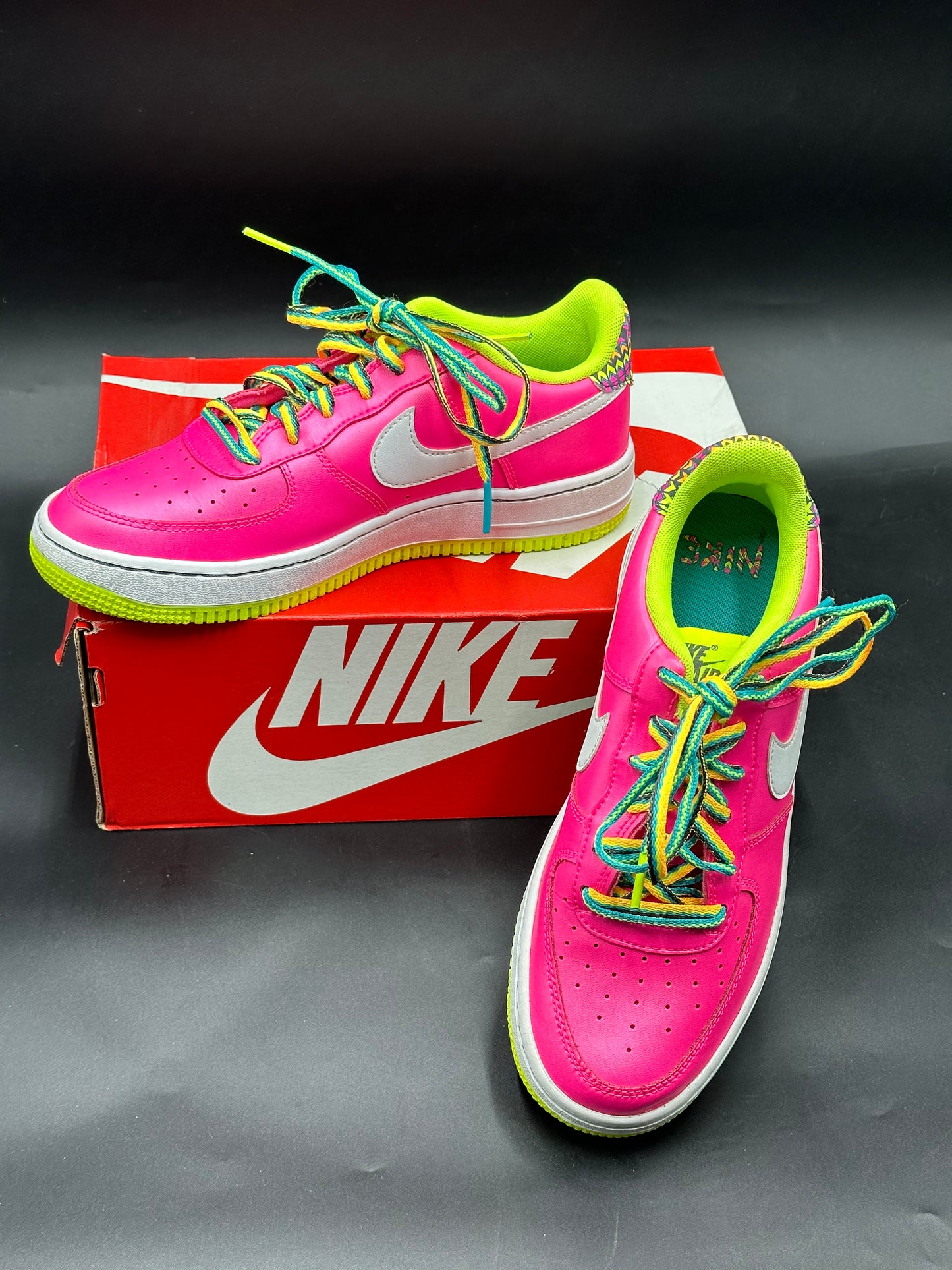 Woman’s Nike Air Force 1 Pink Blast Volt White Low Neon Sneaker Size 5.5.
