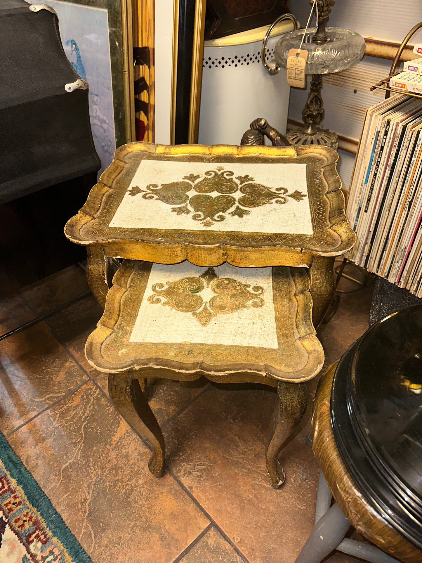 Vintage Florentine Hollywood Regency Italy Gold Gilt Nesting Tables