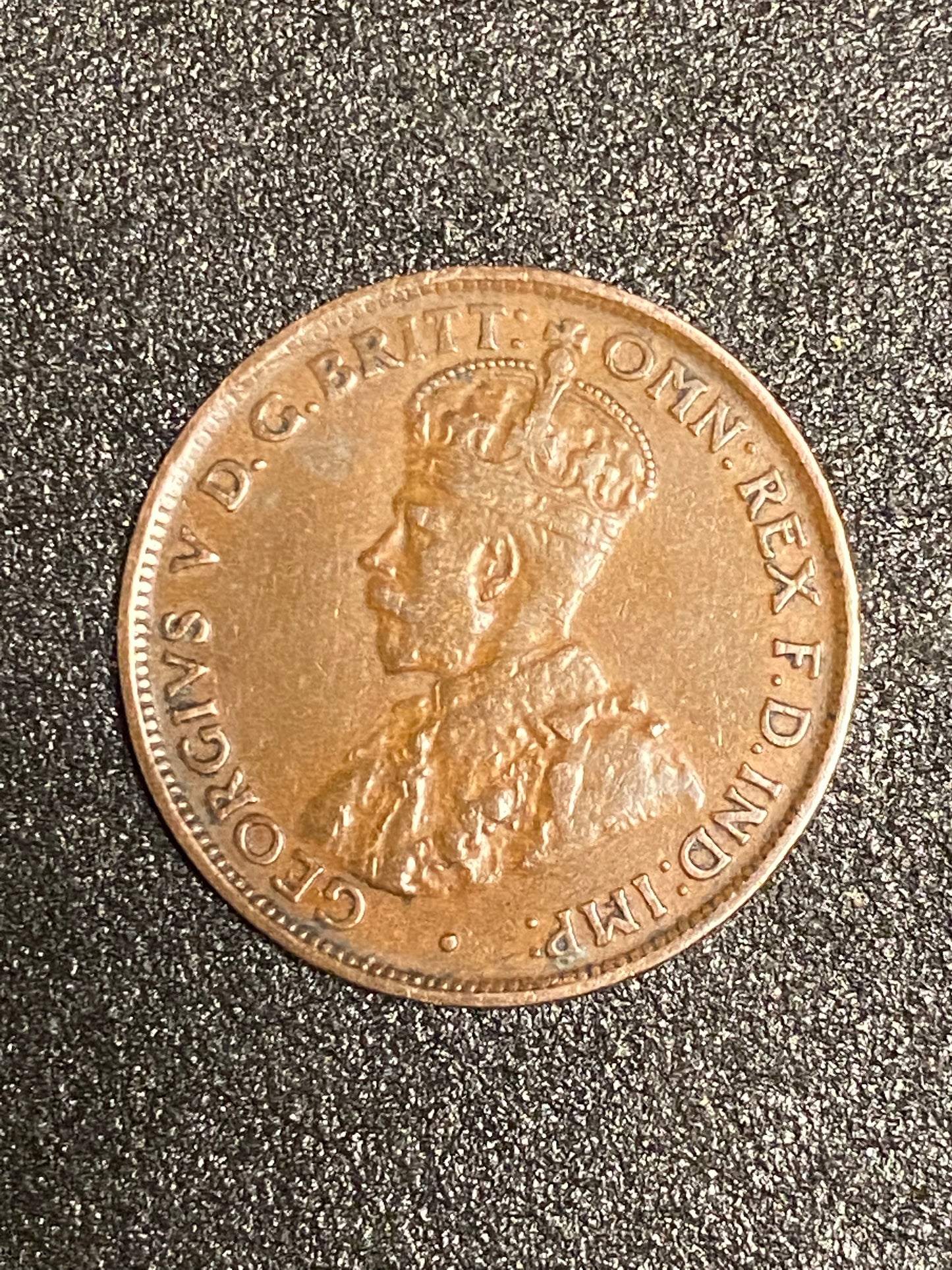 1926 Australian Predecimal Coin. KGV (1/2) Half Penny. x 1 Coin Ungraded