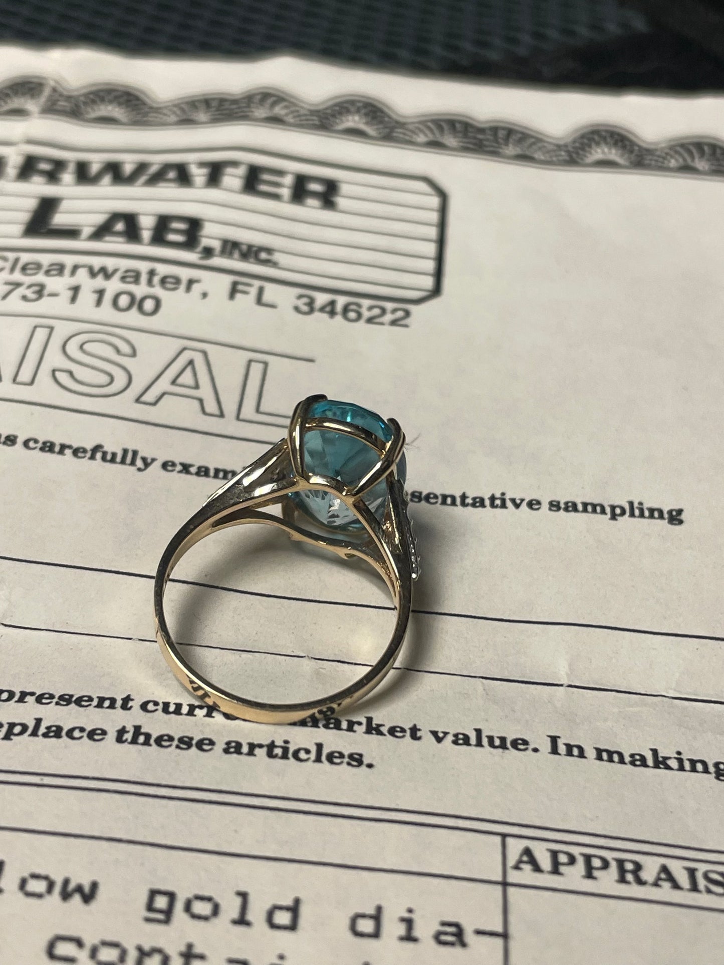 Vintage 14kt Yellow Gold Diamond and Blue Topaz Ring. Size 6.5