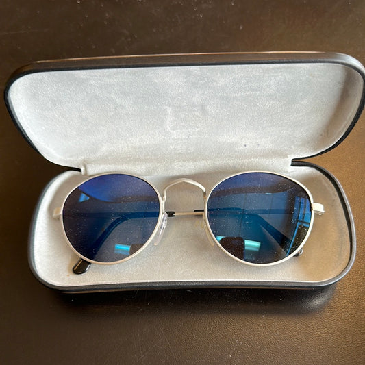 Vintage Pepsi-Cola 1990's Cola Blue Polarized Sunglasses w/ Original Metal Hard Case & Bag