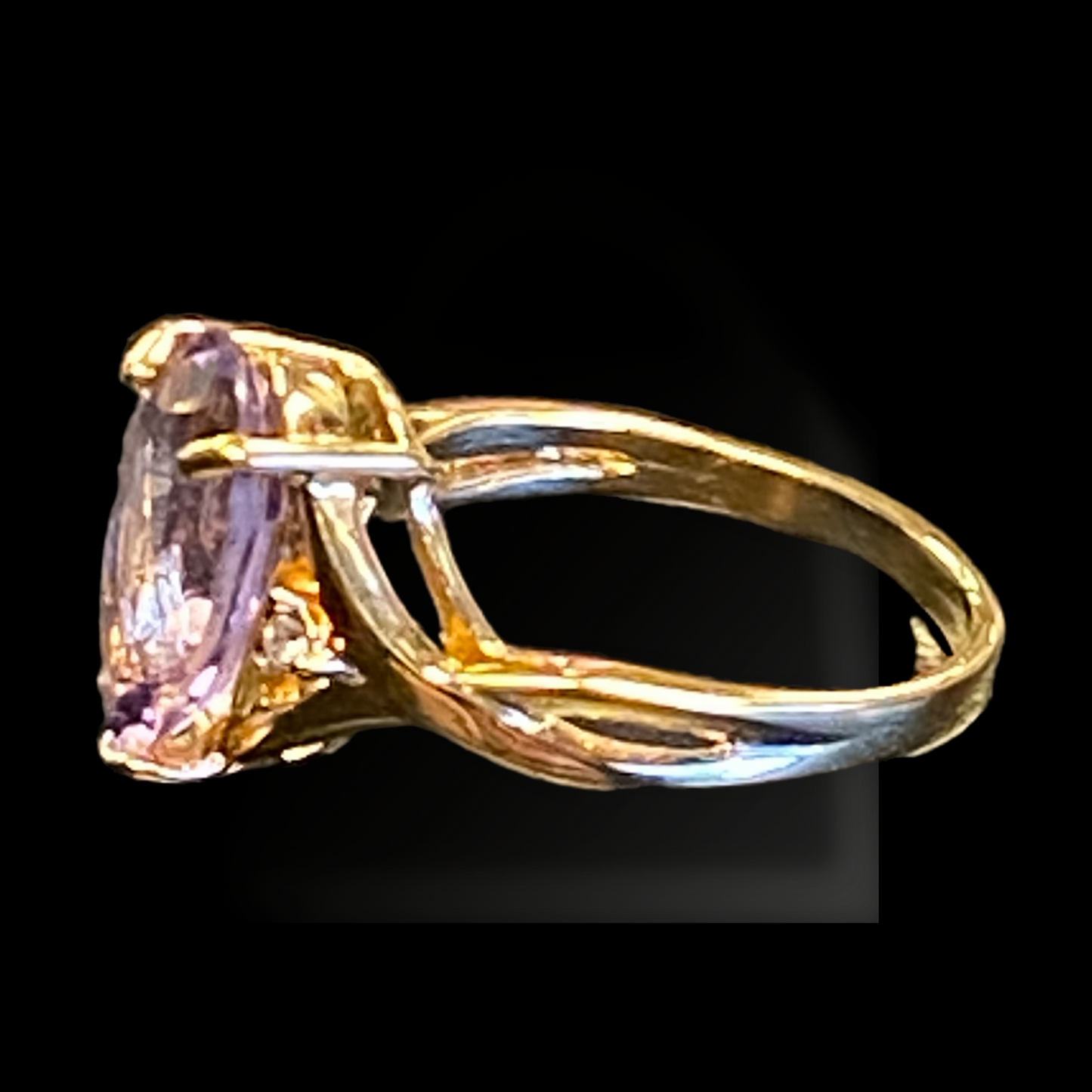 Amethyst /Diamond Ring Vintage!
